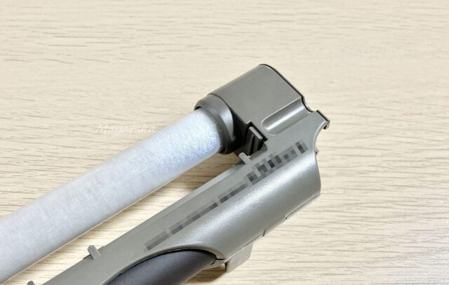 本体 の ボディー には 自己消火性 樹脂 を 採用 その 2