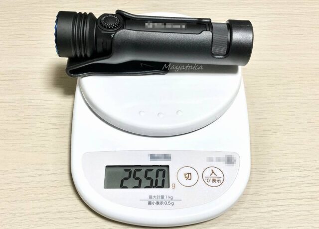OLIGHT Seeker 4 Pro の 各重量 その 2
