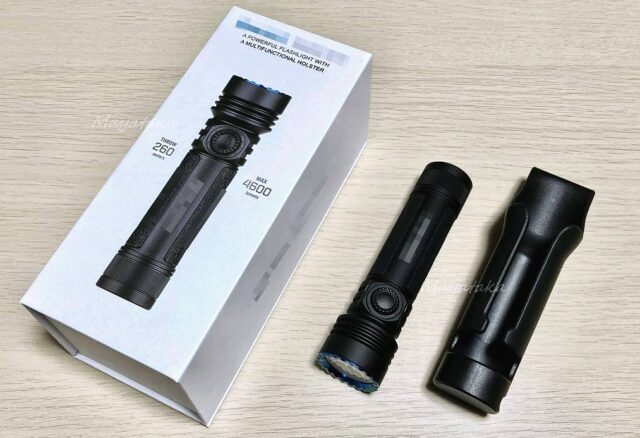 OLIGHT Seeker 4 Pro の 仕様 その 1